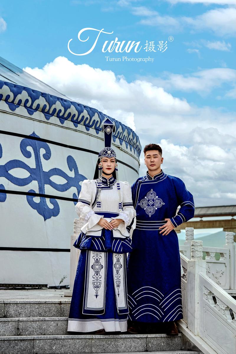 通遼圖潤攝影蒙古服飾,將為您提供獨特的攝影蒙古服飾作品